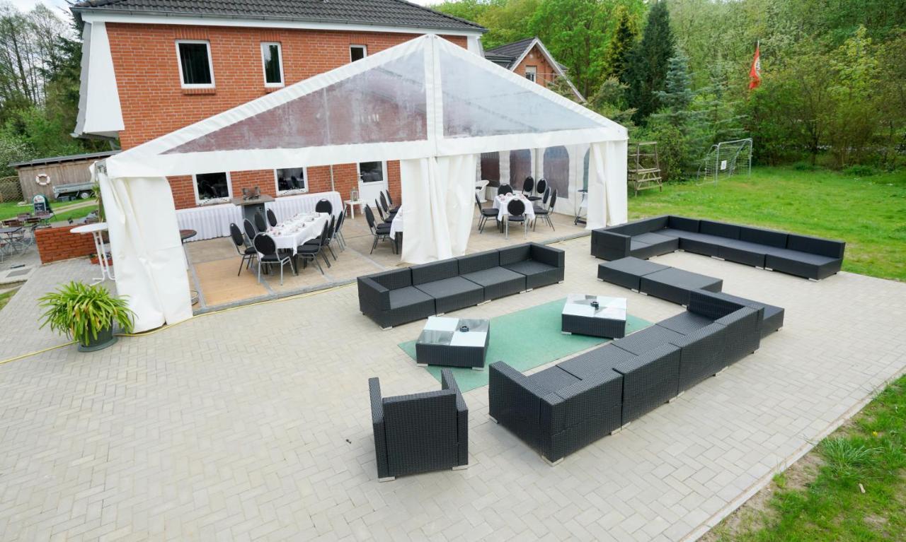 Pension "Am Brunnen" Parchim Exterior foto